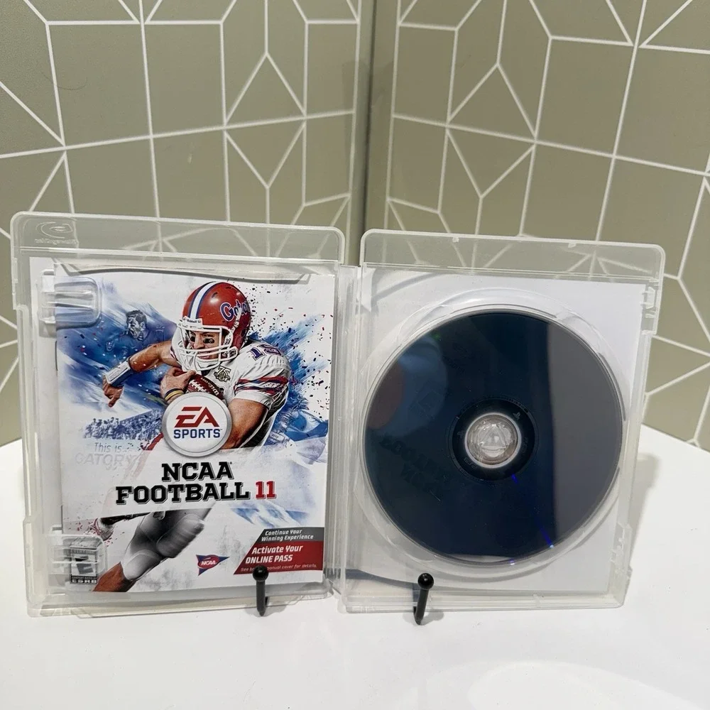 NCAA Football 11 2011 (Playstation 3)‎ Complete